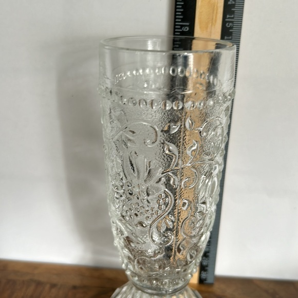 Vintage Pavel Panek Sklo 2 Footed Glass Goblets With Raised Floral Pattern - Picture 8 of 9